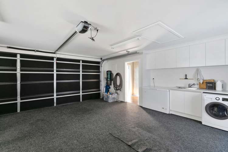 90 Endeavour Drive Whitby_18