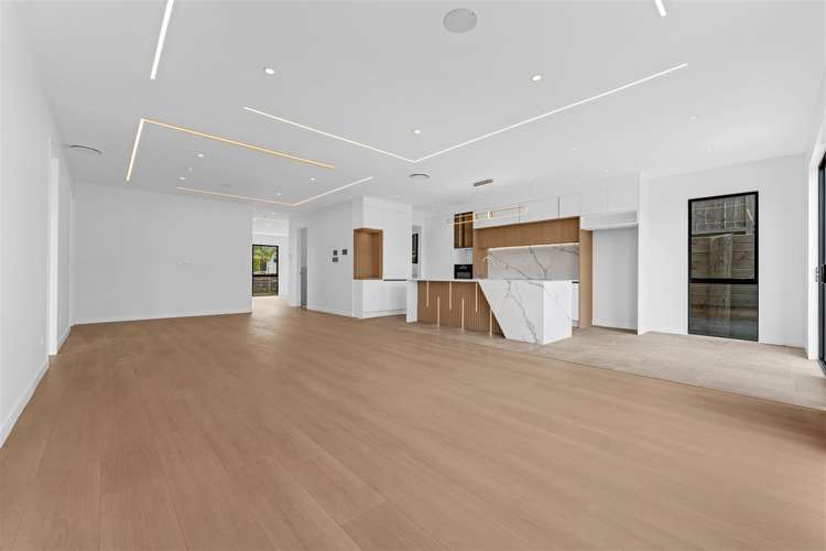 6 Hutukawa Drive Beachlands_22