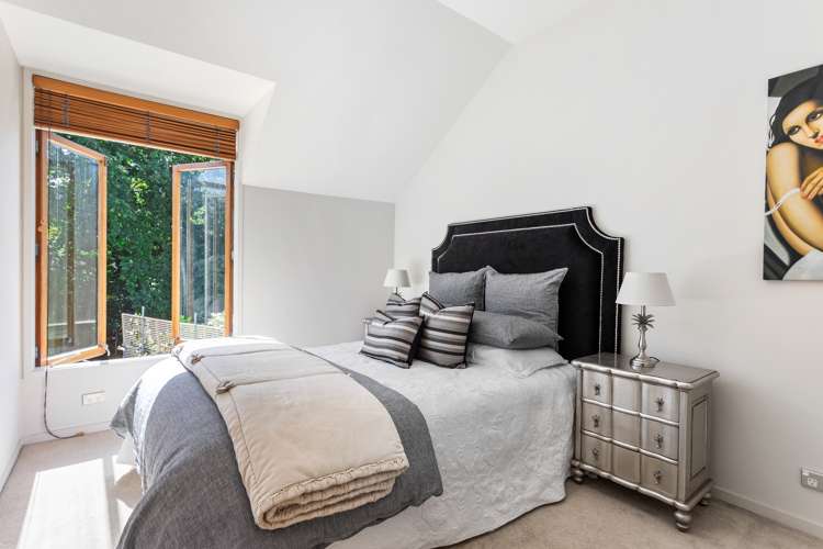 44 Scarborough Terrace Parnell_13