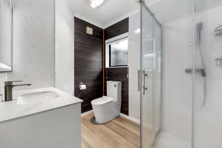 518 & A Chapel Road East Tamaki_7