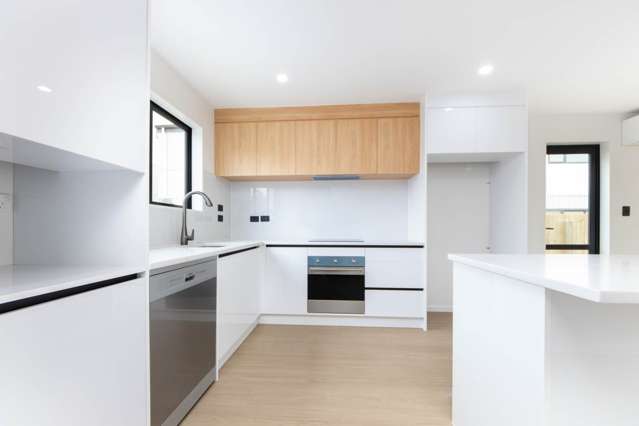 Brand New House in Pakuranga Heights
