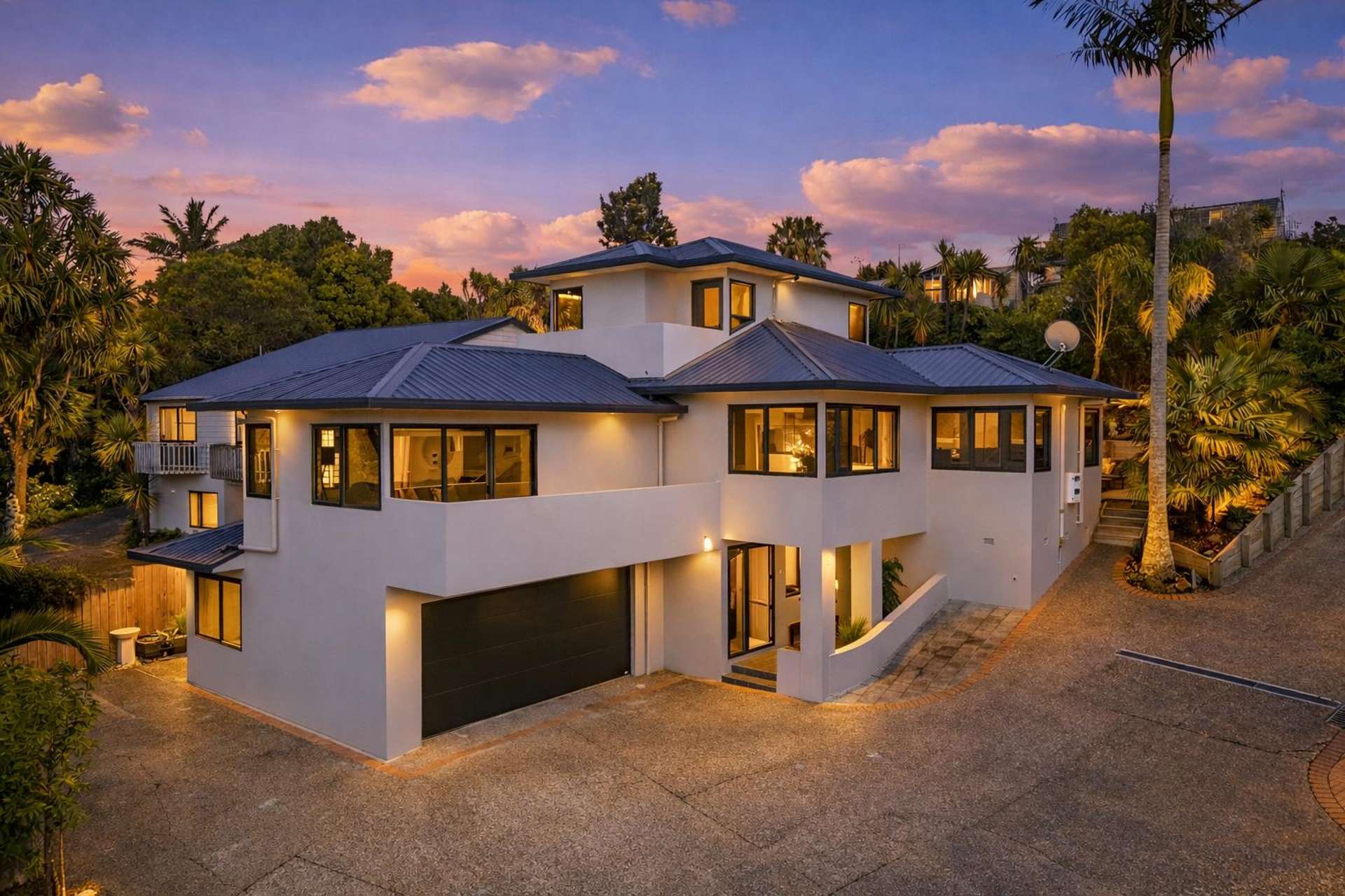 1/70B Carlisle Road Browns Bay_0