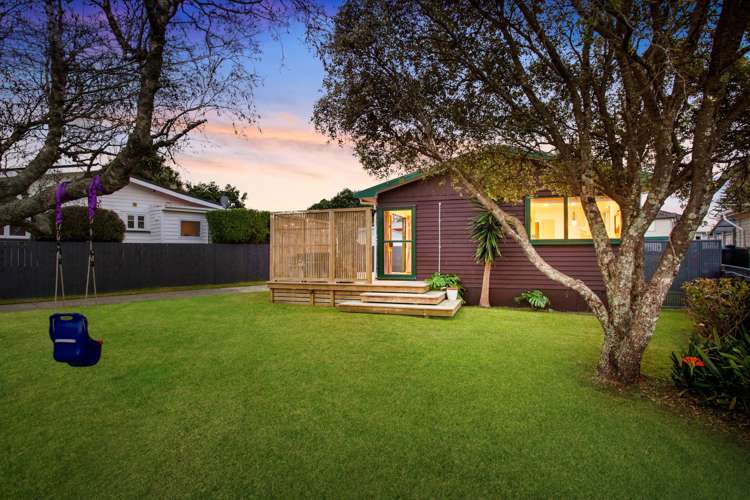 3 Brennan Avenue Te Atatu Peninsula_6
