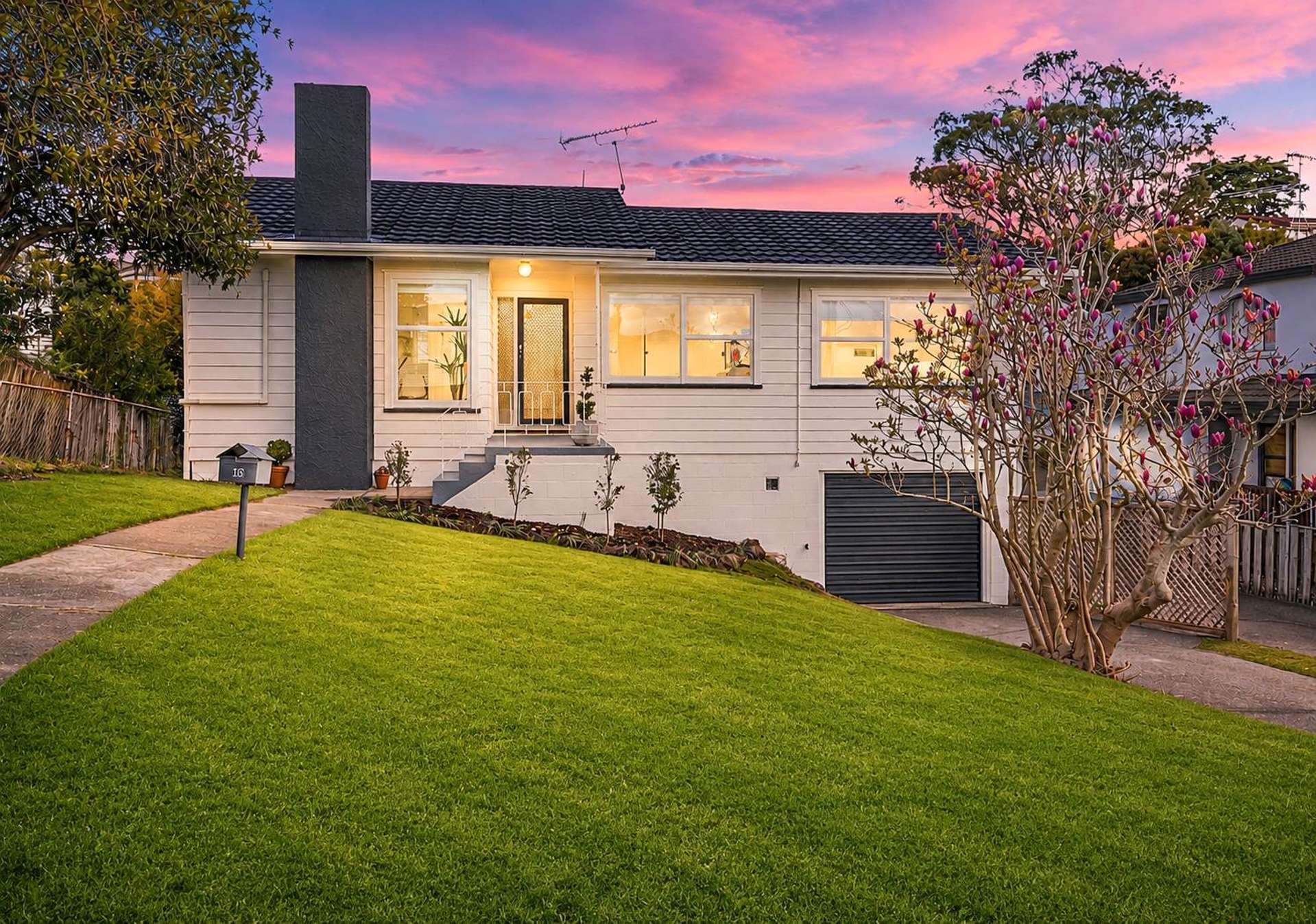 1/16 Bond Crescent Forrest Hill_0