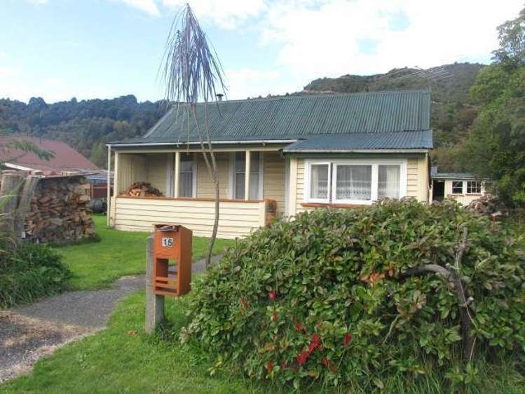 15 Walsh Street Reefton_7