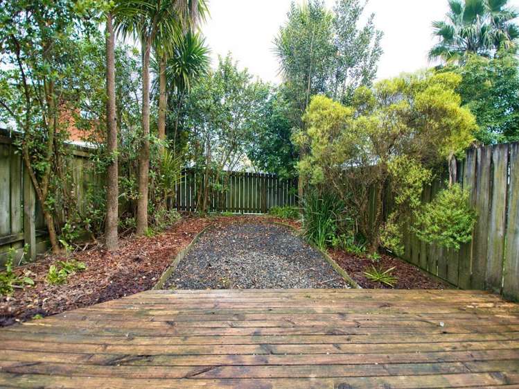 5/351 West Coast Road Glen Eden_10