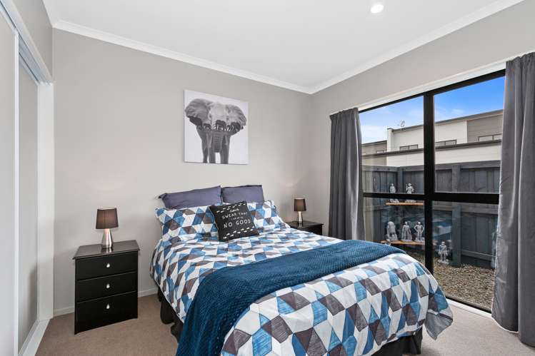 56 Tippet Crescent Wigram_5