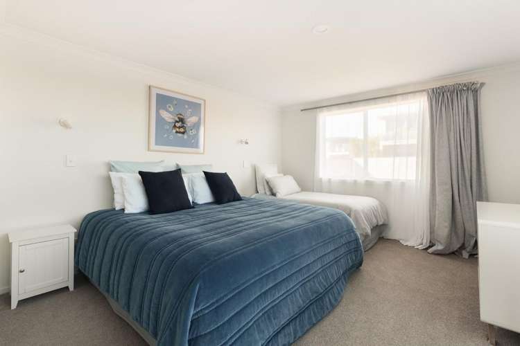 1011 Papamoa Beach Road Papamoa Beach_21