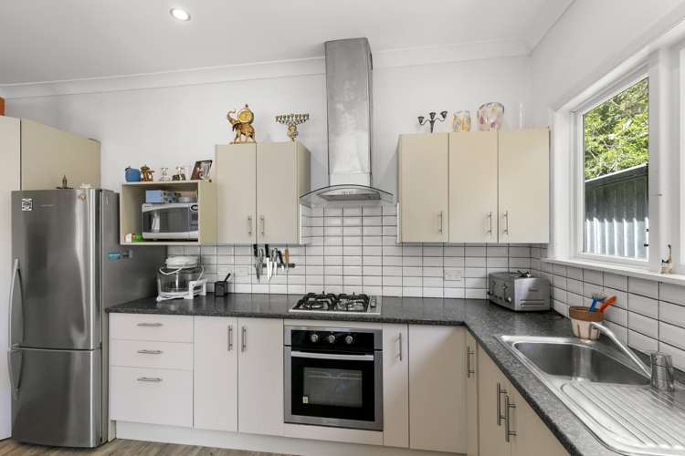 94 Melbourne Road Island Bay_6