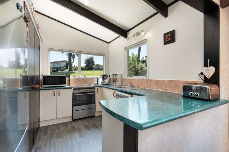 6 Aspiring Place Ohauiti_6