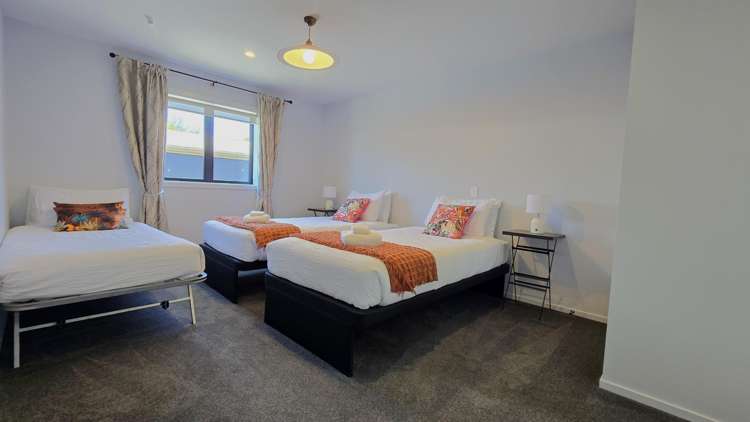 74 Hampden Street Hokitika_10