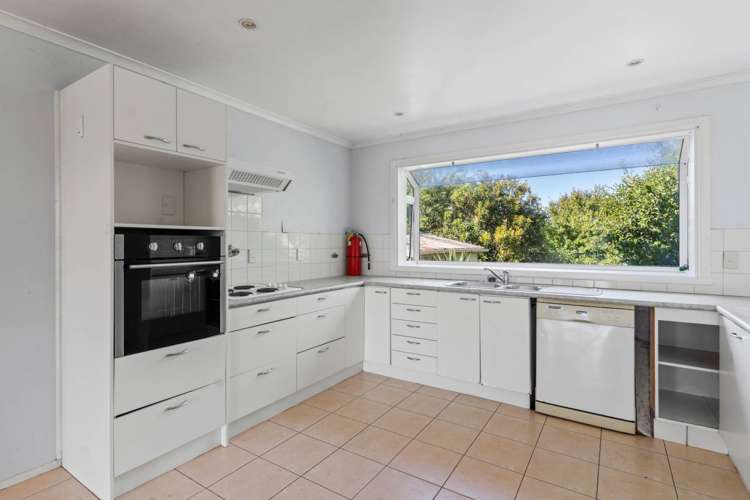 52 Beaumonts Way Manurewa_10