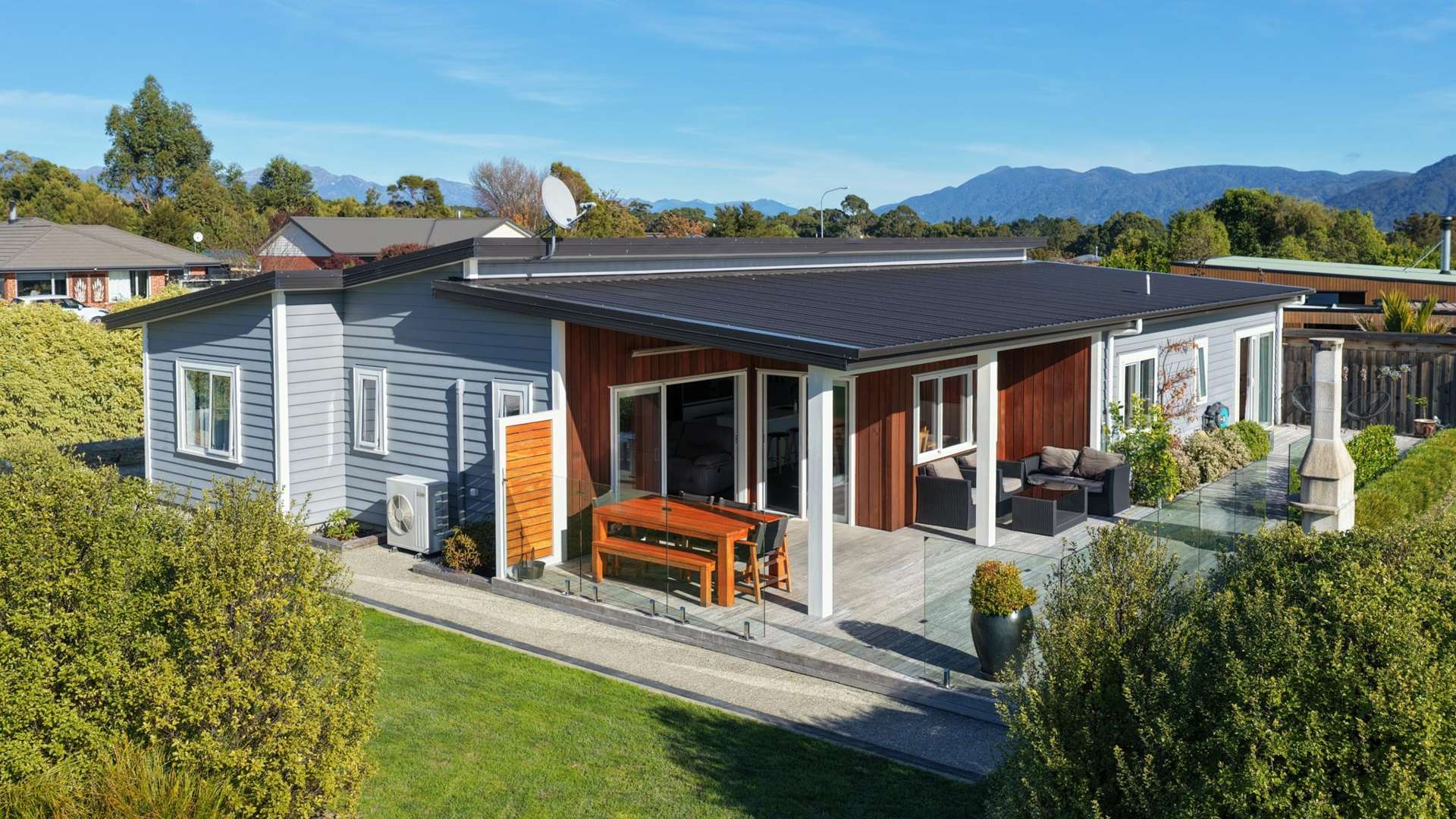 2 Ruataniwha Drive Collingwood_0