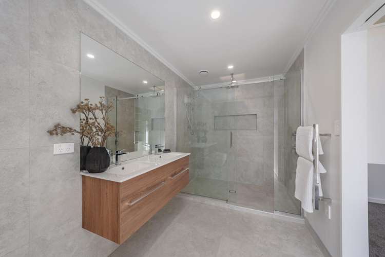 3 Soho Lane West Melton_17