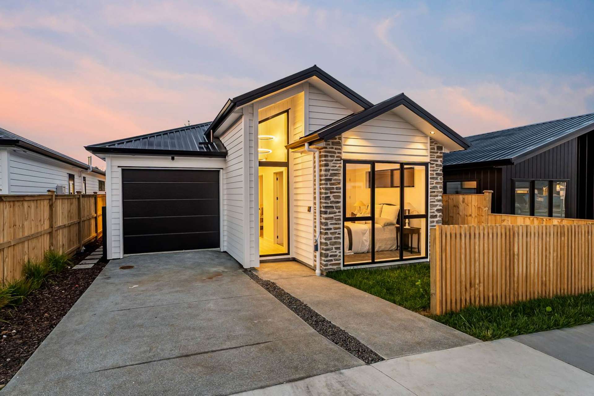 386 Te Taruna Drive Milldale_0