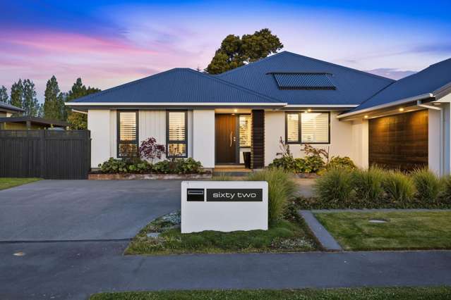 Smart Living, Space & a Golf Course Outlook!