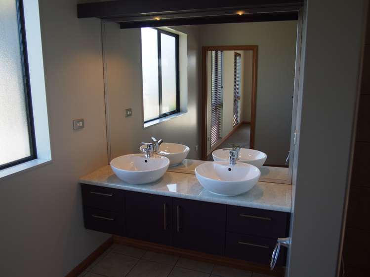 13 Country Place Allenton_8