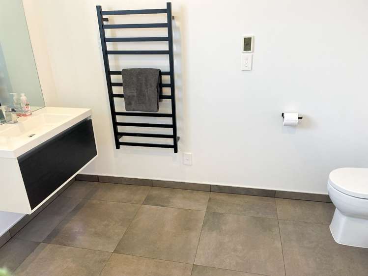 8 Rostrevor Place Mairehau_16