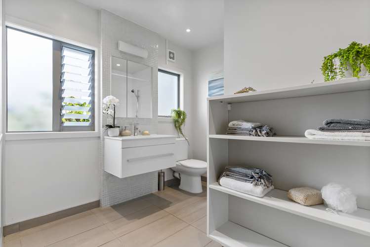 1/67 Gulf View Road Murrays Bay_15