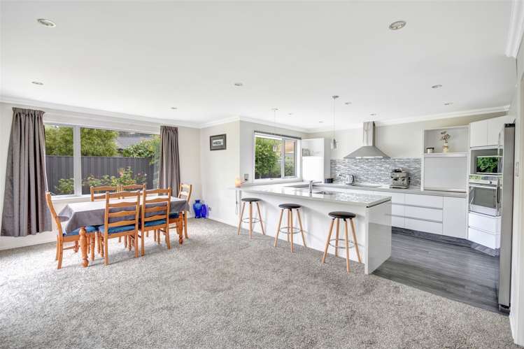 13 Heathfield Drive Mosgiel_7