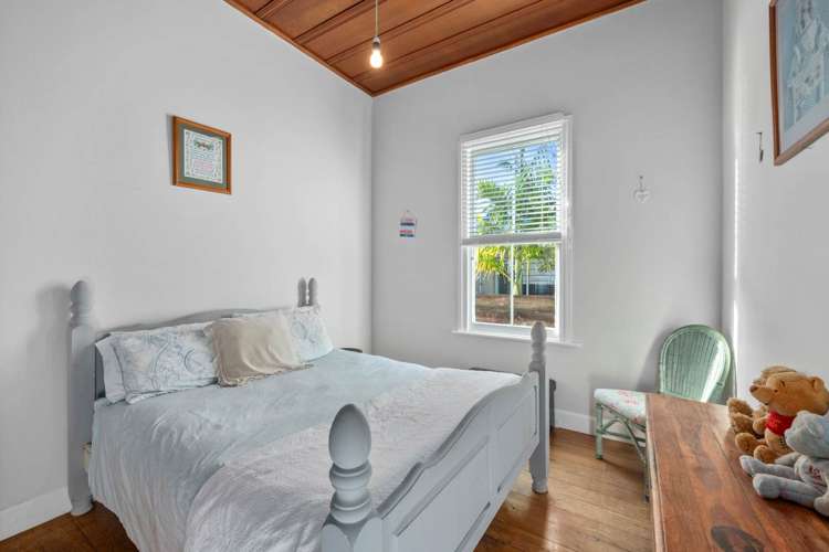 24 William Bond Street Stanley Point_14