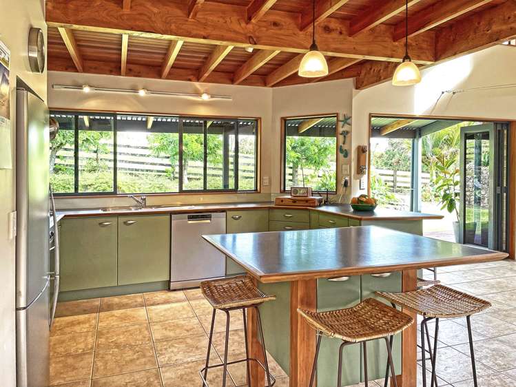 37 Charles Walton Road Maungatapere_5