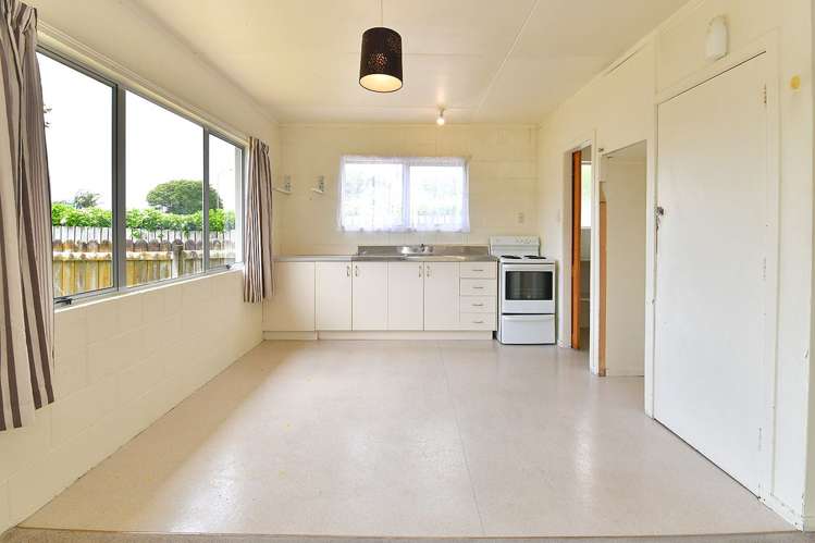 168a Centreway Road Orewa_9