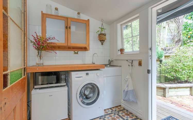 6 Bright Street Eden Terrace_9