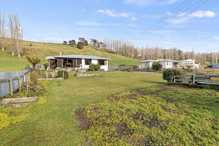 67 Ongo Road Hunterville_18