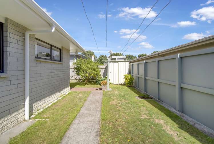 3 Bell Street Welbourn_16