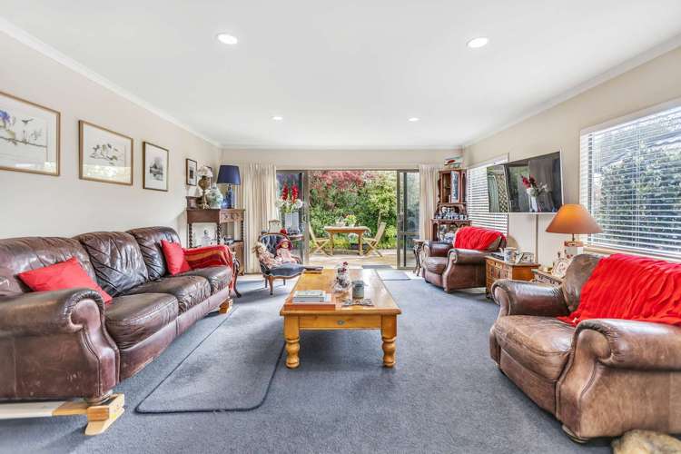 285unit Vaughan Road Owhata_3