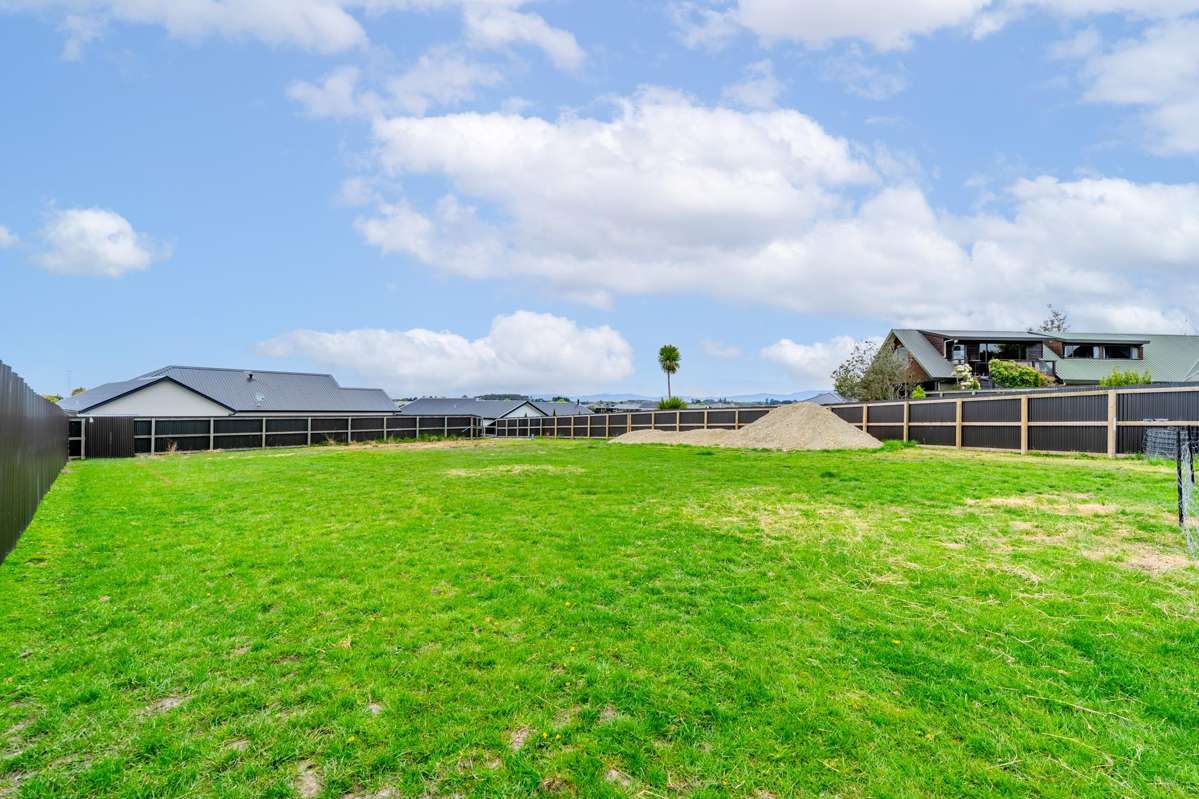 42 Meadowstone Street_1