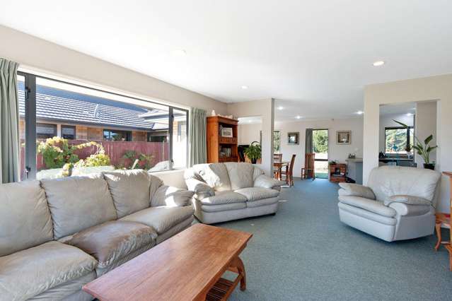 73 Waitikiri Drive Parklands_2