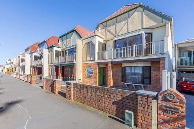 Seafront Renovation - Fantastic Opportunity