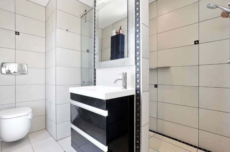8 Ireland Street 1664_10