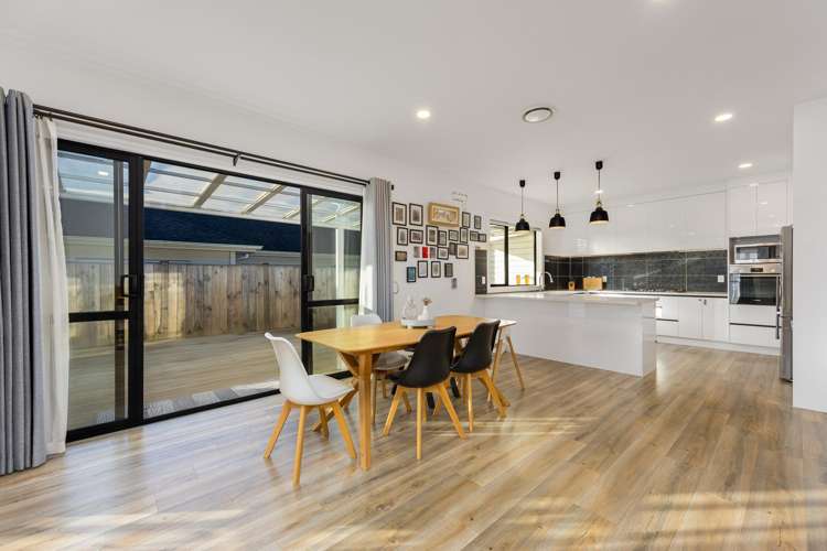 33 Johns Creek Crescent Silverdale_4