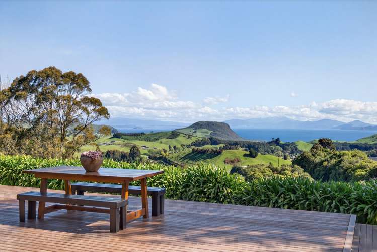 1080 Mapara Road Whakaipo Bay_28