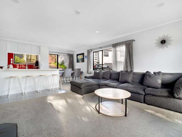 2/58 James Street Bayview_2