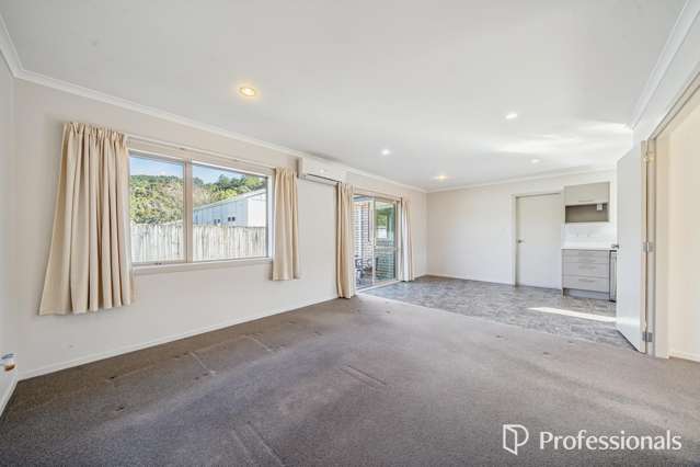 21 Sun Valley Grove Wainuiomata_4