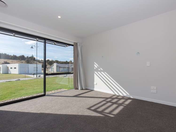 84 Infinity Drive Wanaka_8