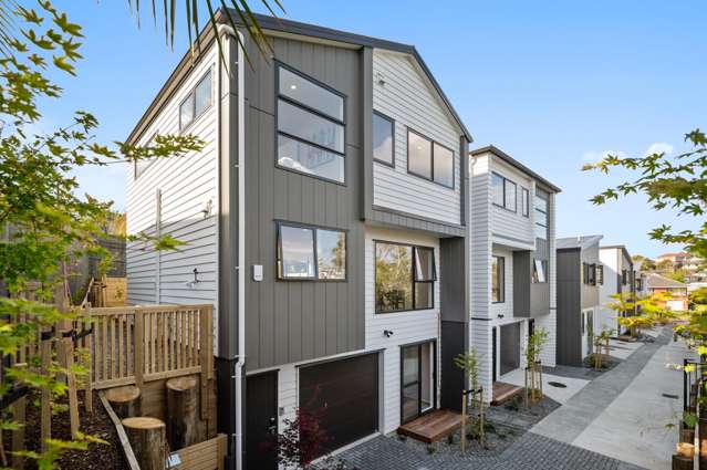 4F Meadowvale Avenue Forrest Hill_2