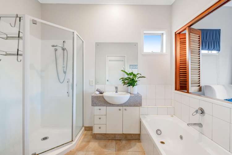 19 Trimaran Drive Gulf Harbour_16