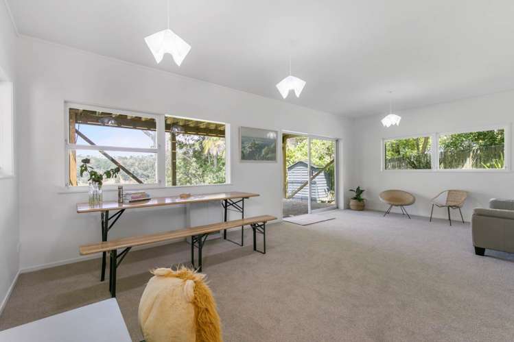 6 Valkyria Place Beach Haven_17