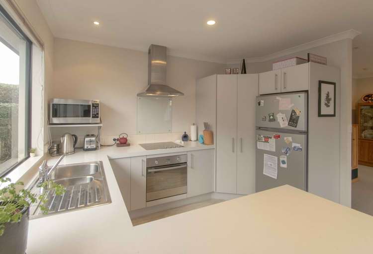 210a Kennedy Road Onekawa_12