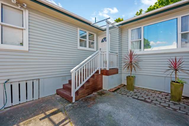 3/14 Orchid Place Te Atatu South_1