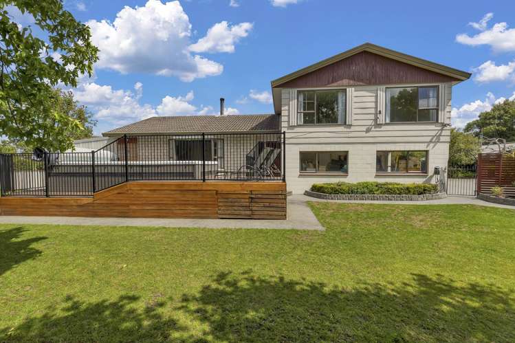 43B Yellowstone Crescent Burwood_24