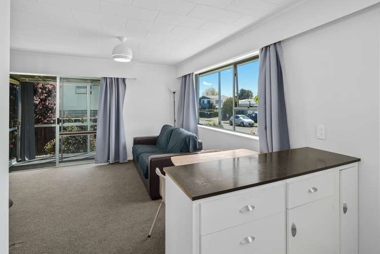 1/3 Hereford Street Stoke_8