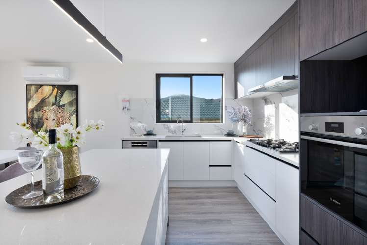 18b Mackenzie Street Te Atatu South_13