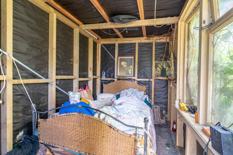 6 Crown Street North East Valley_17