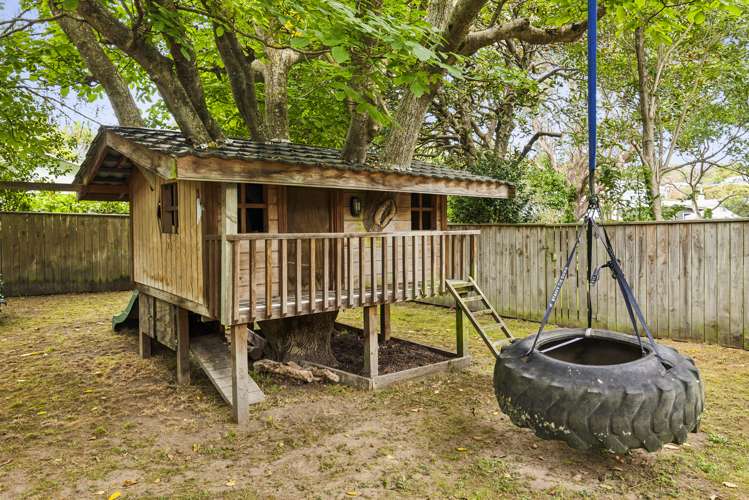 34 Renown Road Raumati South_19